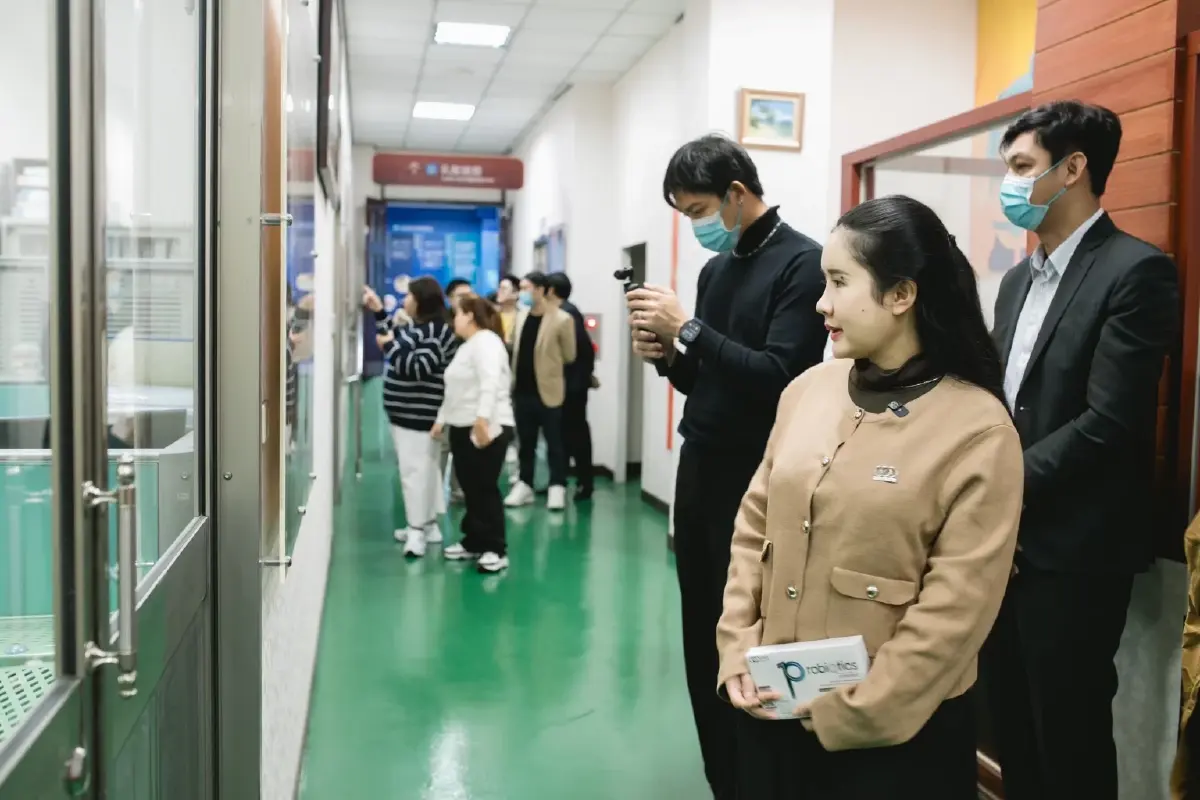 CEO ฝ้าย: ผู้กล้าเปิดโปง! พลิกวงการผลิตภัณฑ์สุขภาพด้วยความจริง