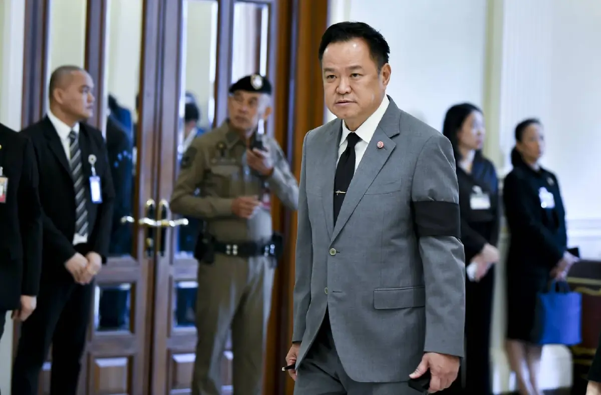 นายกฯ น้อมเกล้าฯ รับพระราชกระแส ทรงห่วงใยผู้ประสบภัยน้ำท่วมภาคใต้