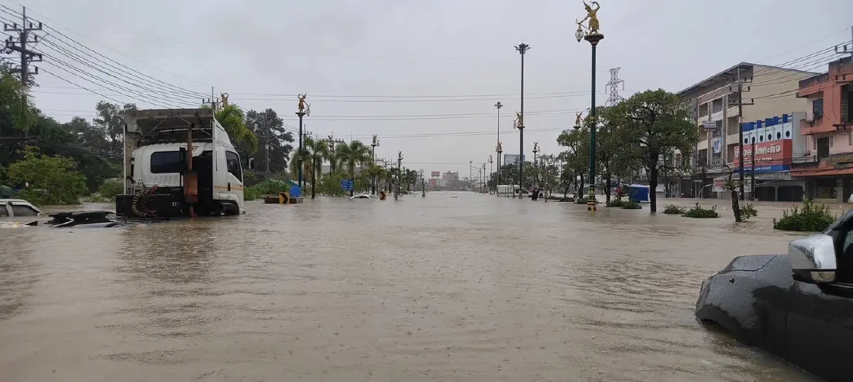 ปภ.สรุปพื้นที่น้ำท่วมทั่วประเทศ 20 จังหวัด เดือดร้อนกว่า 2.6 ล้านราย