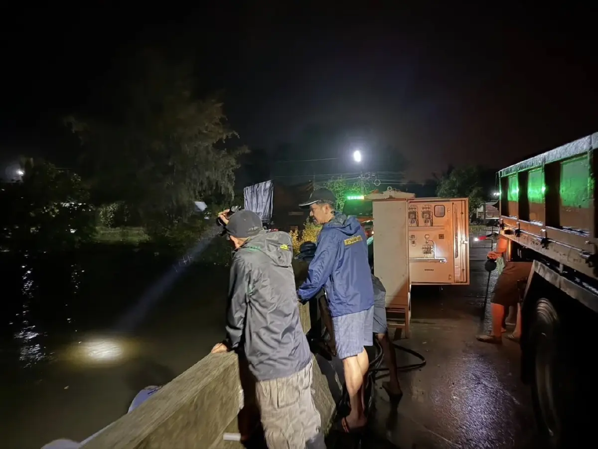 สถานการณ์น้ำท่วมสงขลาเริ่มคลี่คลาย กรมชลฯ เร่งระบายน้ำลงทะเลลดผลกระทบ