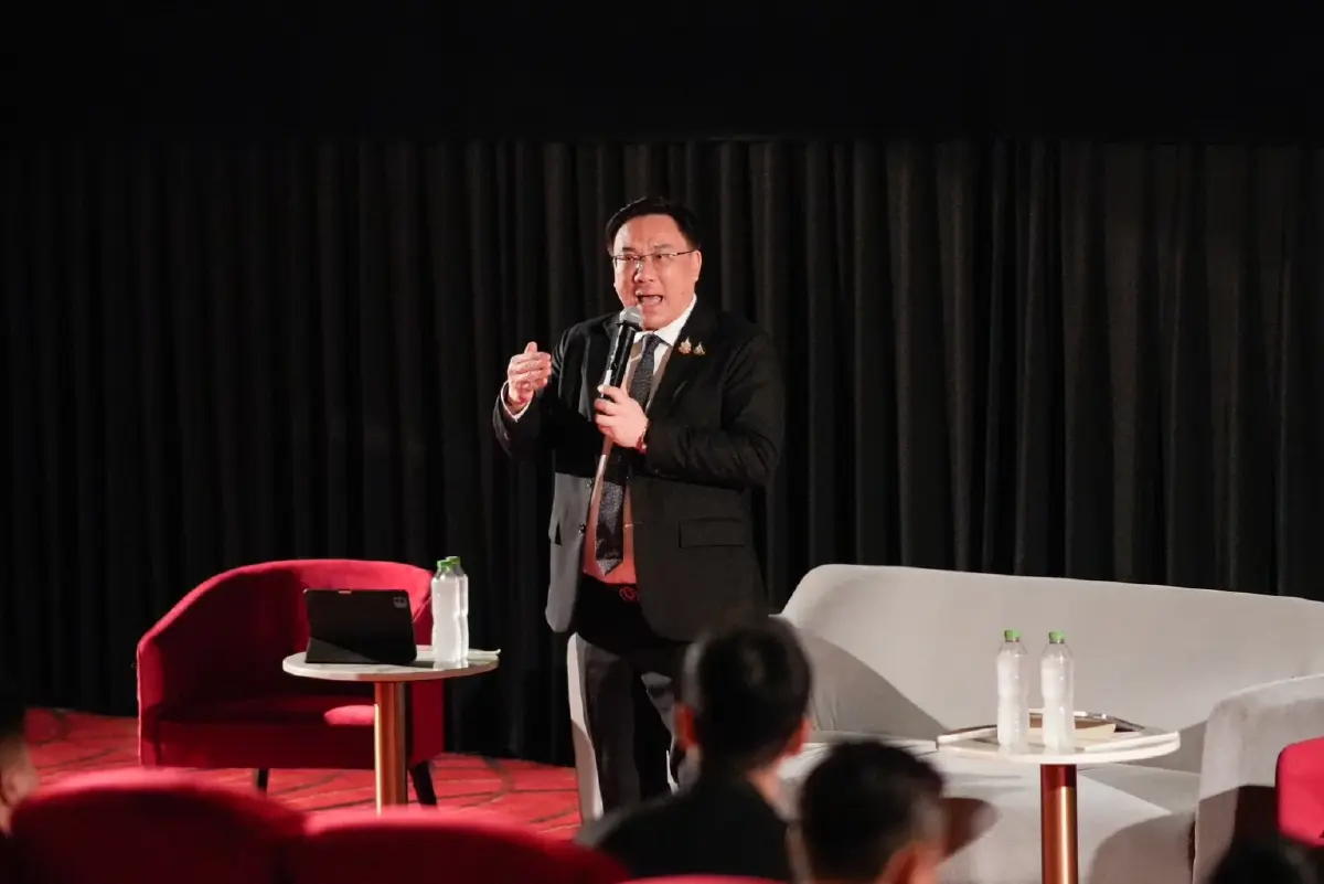 เพื่อไทยเปิดเวที “Moonshot Forum” ครั้งแรก ชู AI ยกระดับบัตรทอง