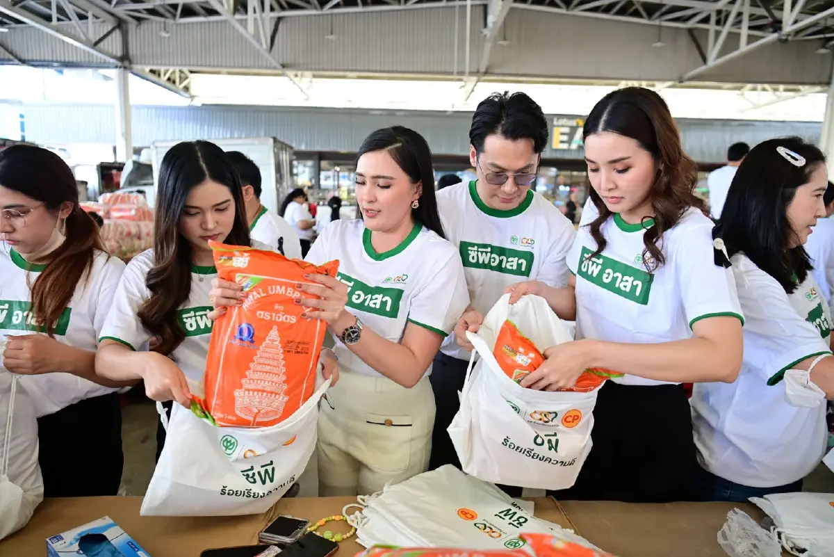 ซีพีร้อยเรียงพลังดี! ซีอีโอ “ศุภชัย” นำทีมช่วย 10 จังหวัดใต้ฝ่าน้ำท่วม