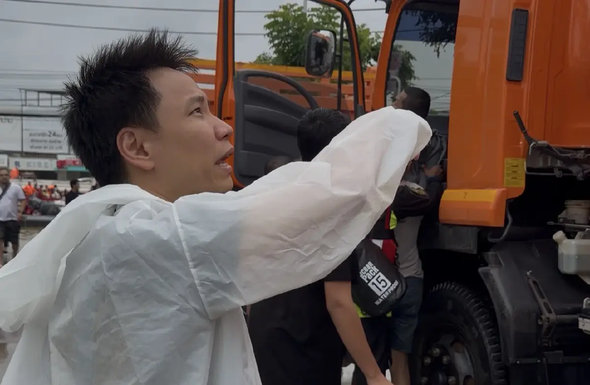 อุทกภัยใต้คลี่คลาย ช่วยนักท่องเที่ยวแล้ว 1,812 ราย ไม่มีติดค้าง!