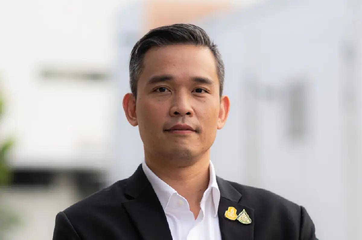 ศึกษิษฏ์ ศรีจอมขวัญ โฆษกพรรคเพื่อไทย 