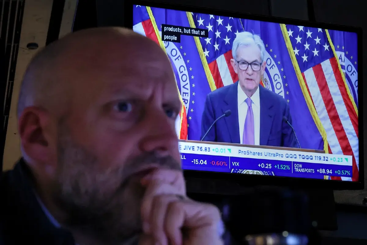 AI เขย่าเศรษฐกิจ \'เงินเฟ้อ-จ้างงานซบเซา\' ปัญหาใหญ่เกิน Fed รับมือ