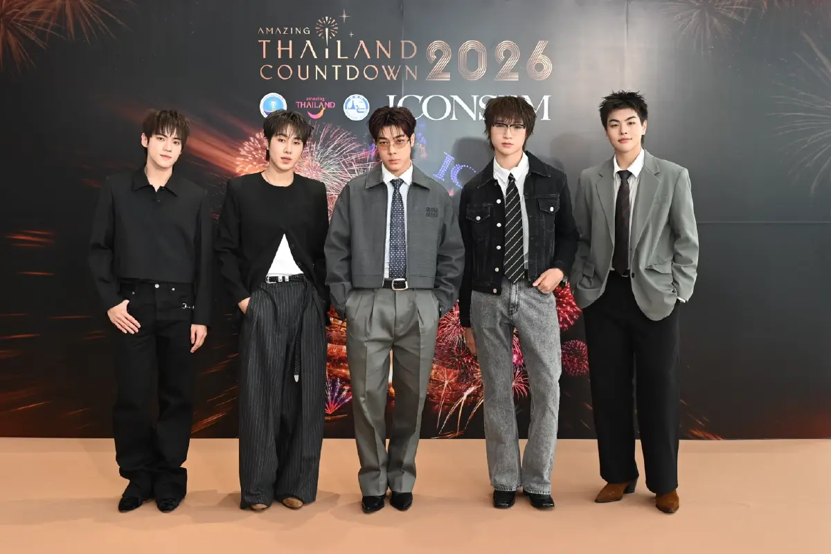 ไอคอนสยามฉลอง 7 ปี! มาร์ค ต้วน นำทัพศิลปินดัง เคานต์ดาวน์ริมเจ้าพระยา