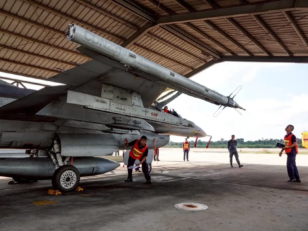 เจาะงบ "อาวุธหนักและทัพอากาศ" 