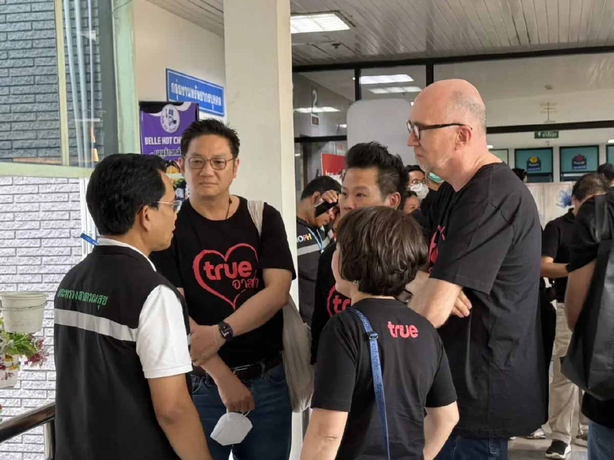 ทีมผู้บริหารทรูลงหาดใหญ่! เร่งช่วยผู้ประสบภัย พร้อมเติมพลังใจฮีโร่ชุดขาว