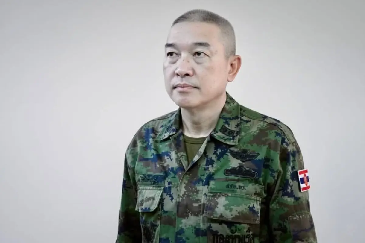 พลเรือตรี ปารัช รัตนไชยพันธ์ โฆษกกองทัพเรือ