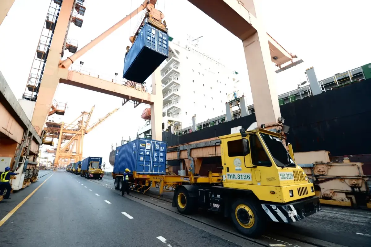 กทท. โชว์ศักยภาพผลประกอบการปีงบ’68 กำไรพุ่ง 7,000 ล้านบาท เรือผ่านท่า–สินค้า–ตู้สินค้าโตต่อเนื่อง