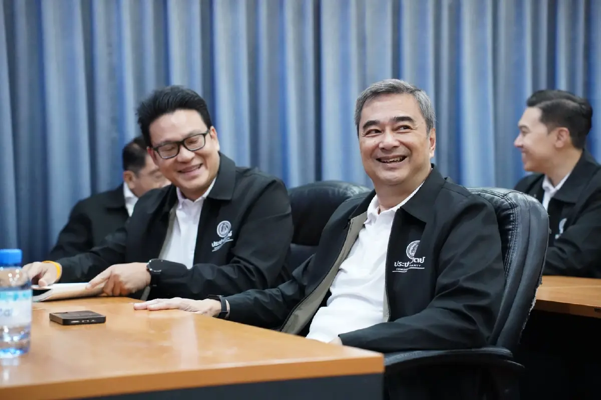 อภิสิทธิ์เปิดตัวว่าที่ผู้สมัครสส.ปชป.กทม. 33 เขต ชูการเมืองสุจริต