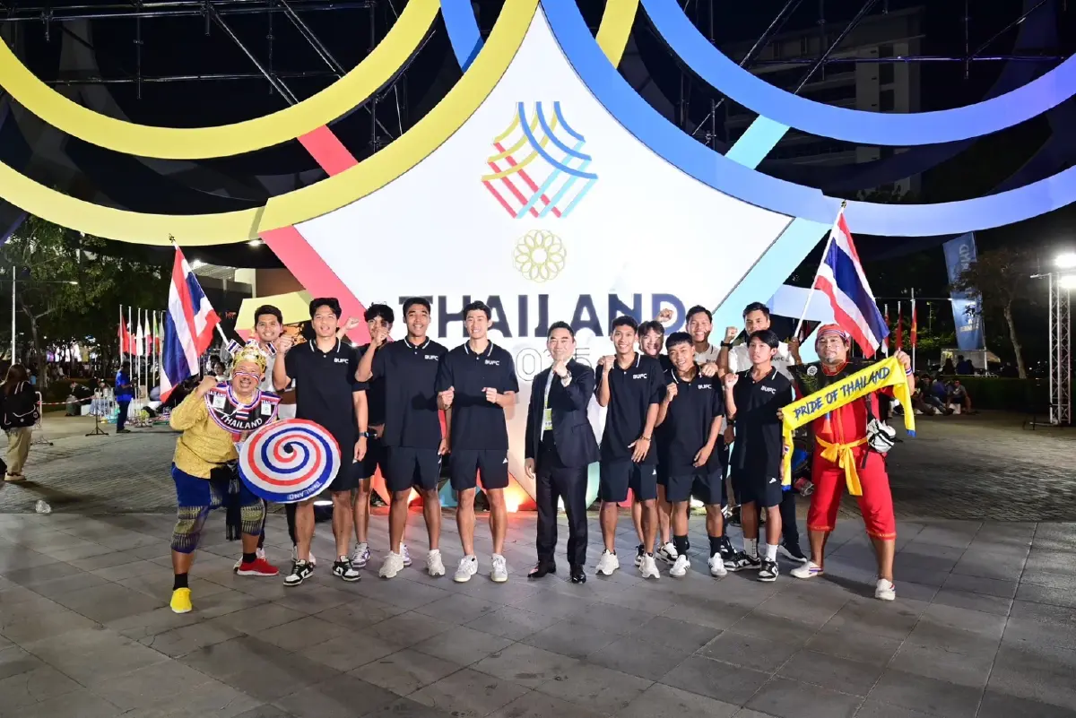 ซีพีร้อยเรียงใจพาแข้ง BUFC ส่งแรงเชียร์นัดชิงฟุตบอลไทยเวียดนาม