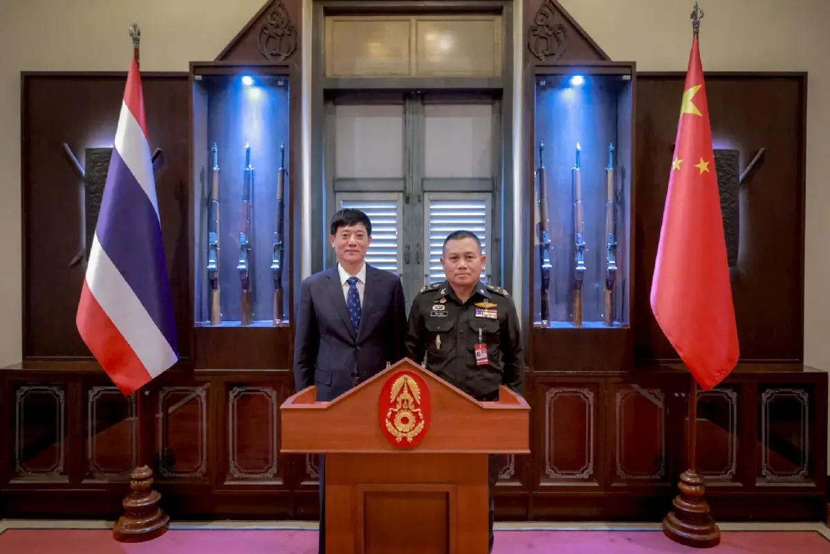 'หลิว จงอี้' ถกกองทัพบกร่วมแก้ปัญหาไซเบอร์สแกม ชี้รัฐบาลกัมพูชาโยงขบวนการสแกมเมอร์