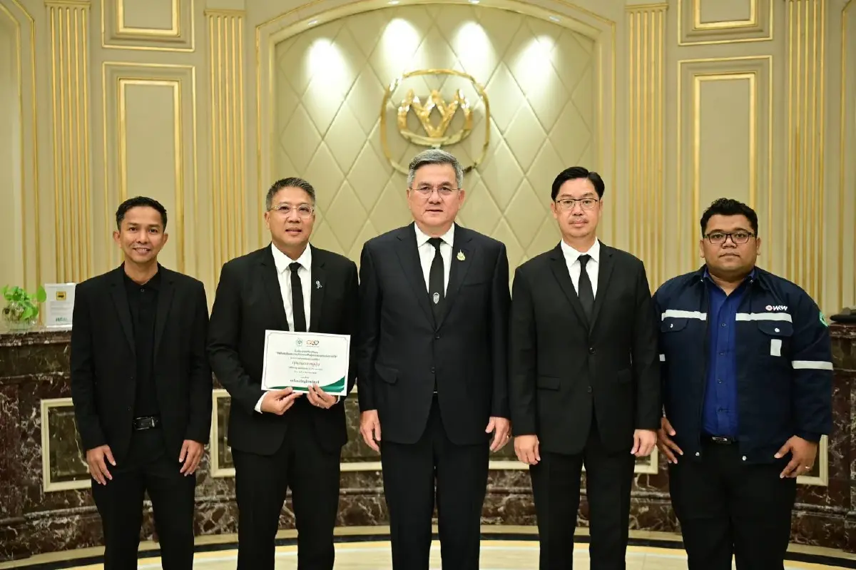 ทรูส่งทีมด่านหน้าลุยน้ำท่วมภาคใต้ เชื่อมต่อทุกสัญญาณด้วยหัวใจในวิกฤต