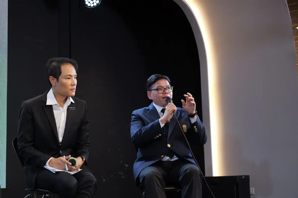  นพ.วีรวัต อุครานันท์ ผู้อำนวยการสถาบันโรคผิวหนัง