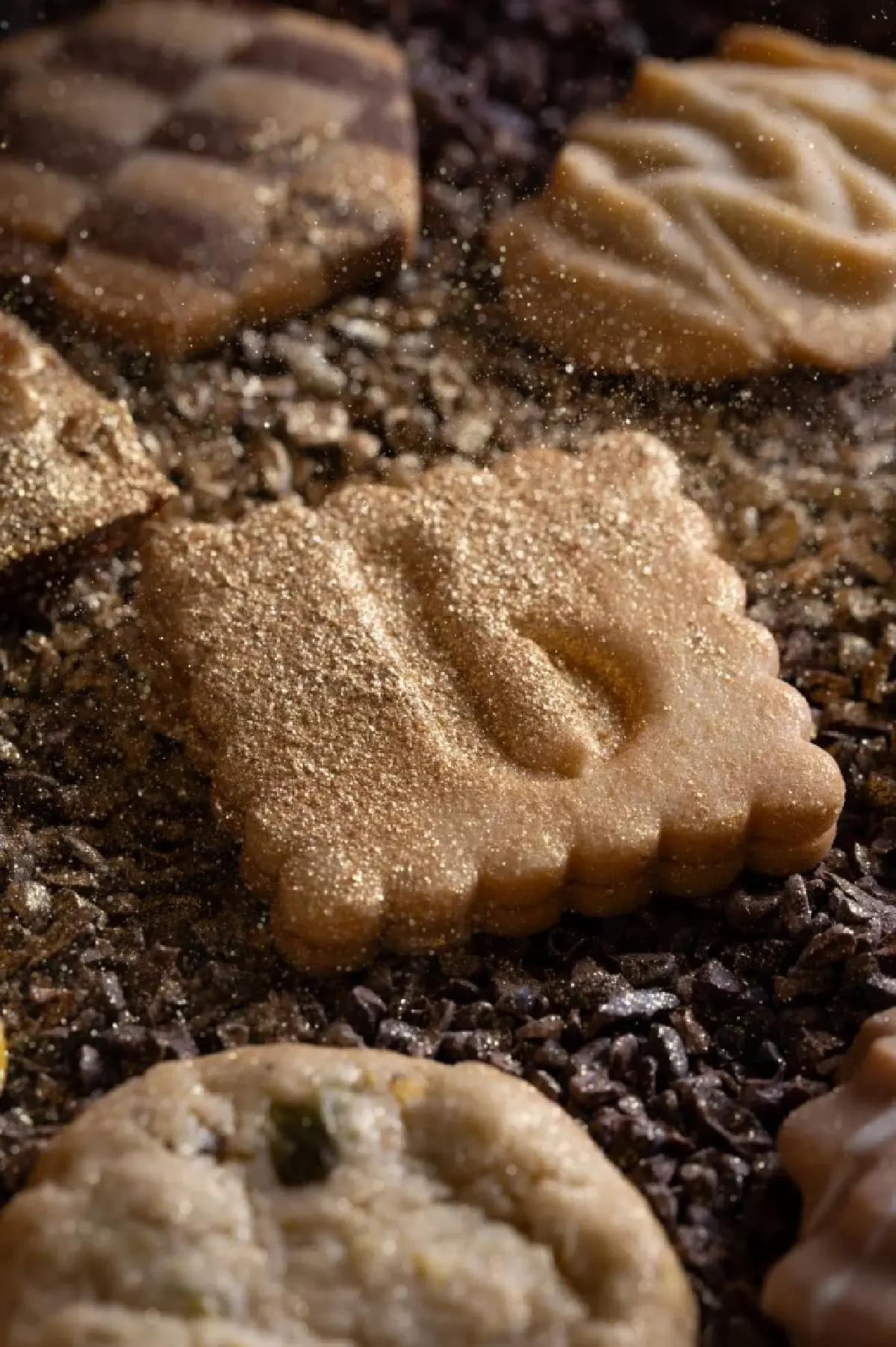 "Blue Festive Delights" คอลเลกชันหรูจาก Alain Ducasse มอบของขวัญสุดพรีเมียม