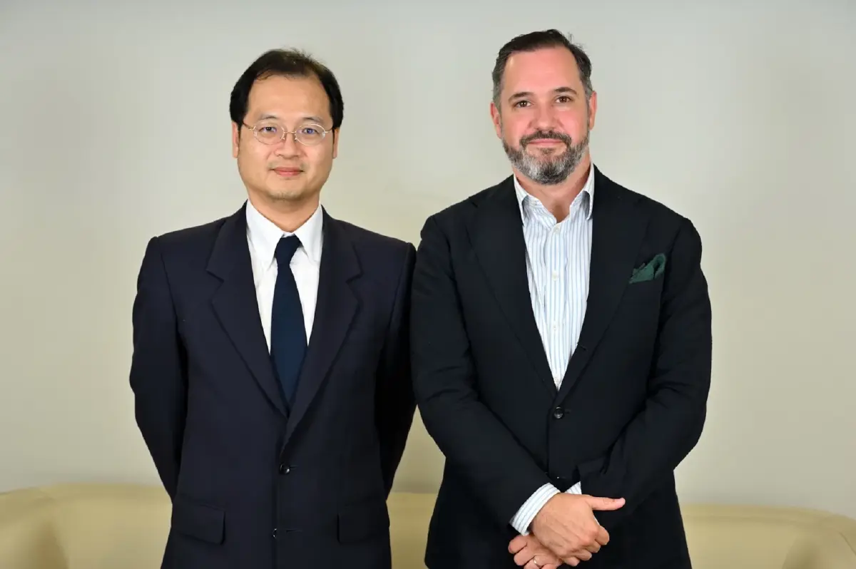 ดร. กฤษฎา แสงเจริญทรัพย์  ,Mr. Ed Ratcliffe