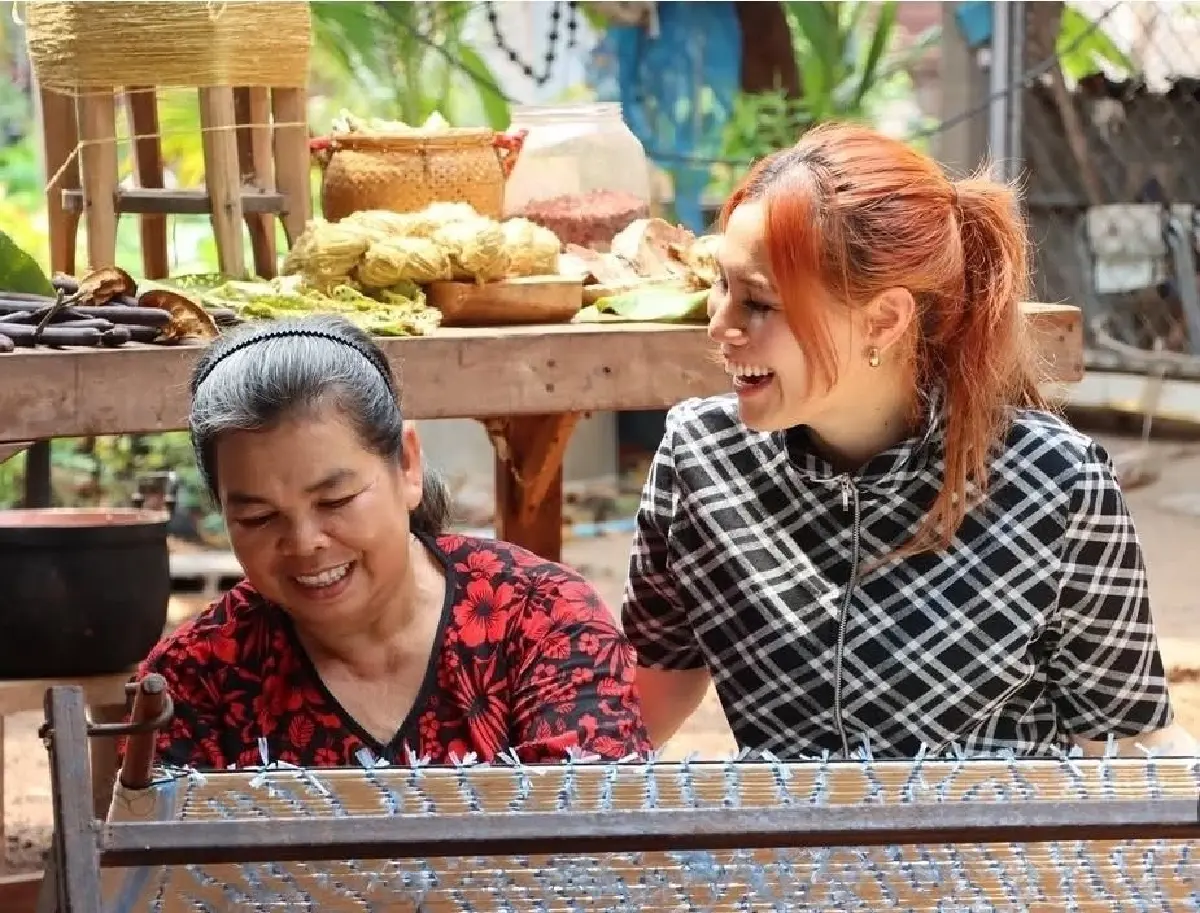 จากสวนสู่รันเวย์! MUW ปลุกกระแส “ผ้าใยทุเรียน” แฟชั่นสายมูสุดล้ำ