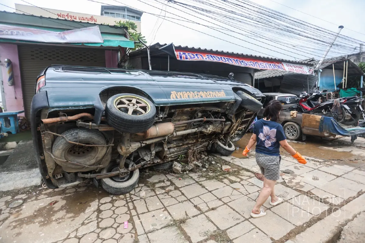คปภ. สั่งบริษัทประกันเร่งจ่ายสินไหมน้ำท่วมใต้ภายใน 7 วัน
