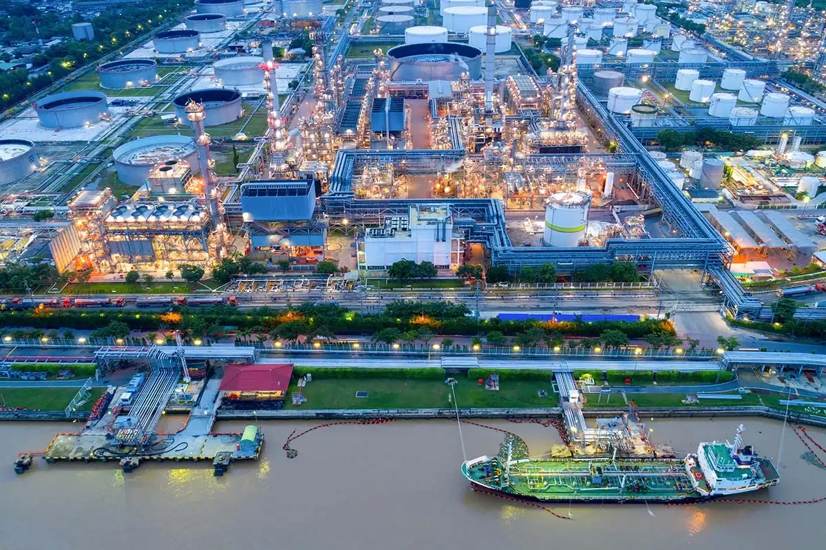 ภาพ โรงกลั่นน้ำมันบางจาก พระโขนง เว็บไซต์ BCP