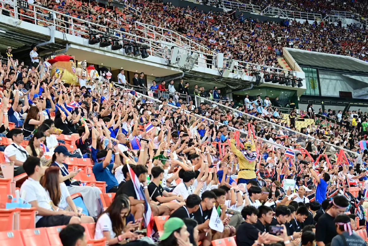 ซีพีร้อยเรียงใจพาแข้ง BUFC ส่งแรงเชียร์นัดชิงฟุตบอลไทยเวียดนาม