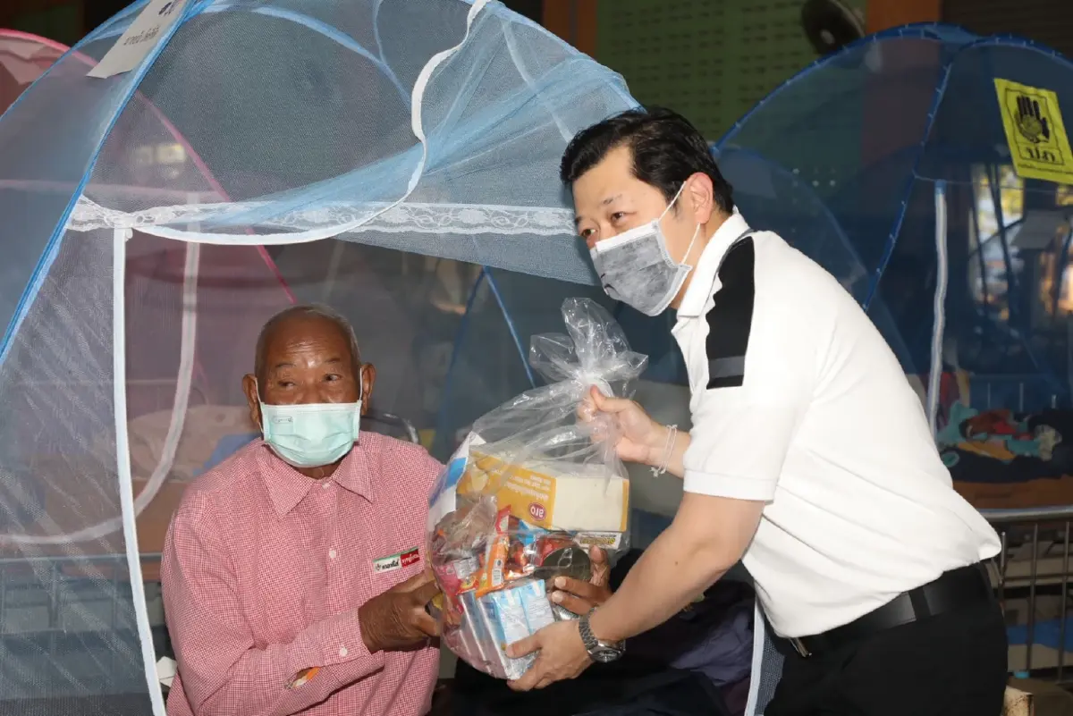 “ศุภชัย” นำทีม วปอ.65 ลงพื้นที่อุบลฯ ส่งใจช่วยกำลังพลและประชาชนชายแดน