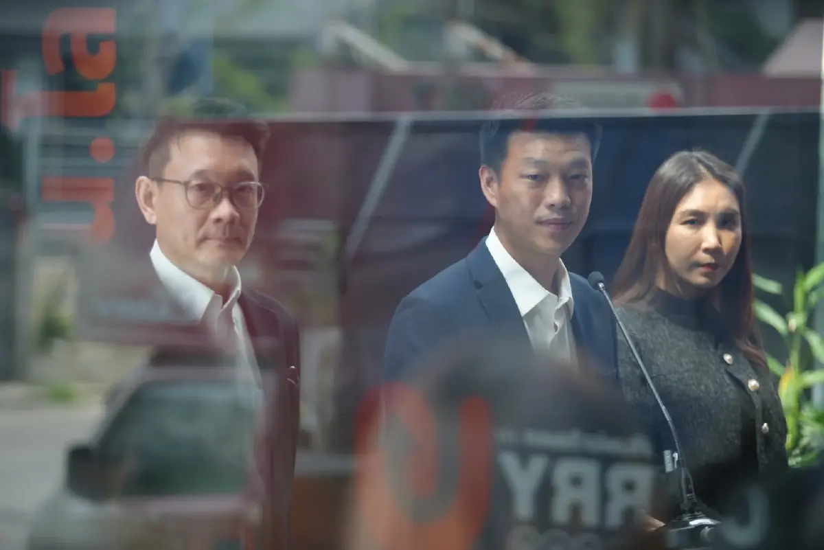 &quot;พรรคประชาชน&quot; พร้อมเลือกตั้ง เปลี่ยนแปลง-แก้วิกฤติรุมล้อมประเทศ