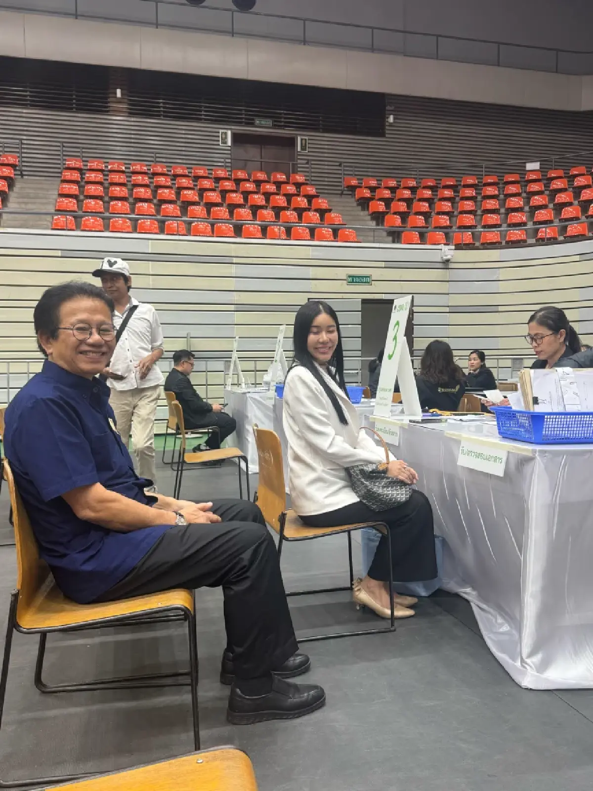 'ไข่มุก' นักร้องนำวงพริกไทย แคนดิเดตนายกฯ พรรคโอกาสใหม่!