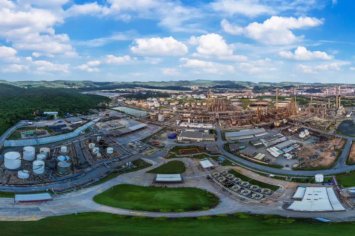 ภาพ โรงกลั่นน้ำมันบางจาก ศรีราชา เว็บไซต์ BCP