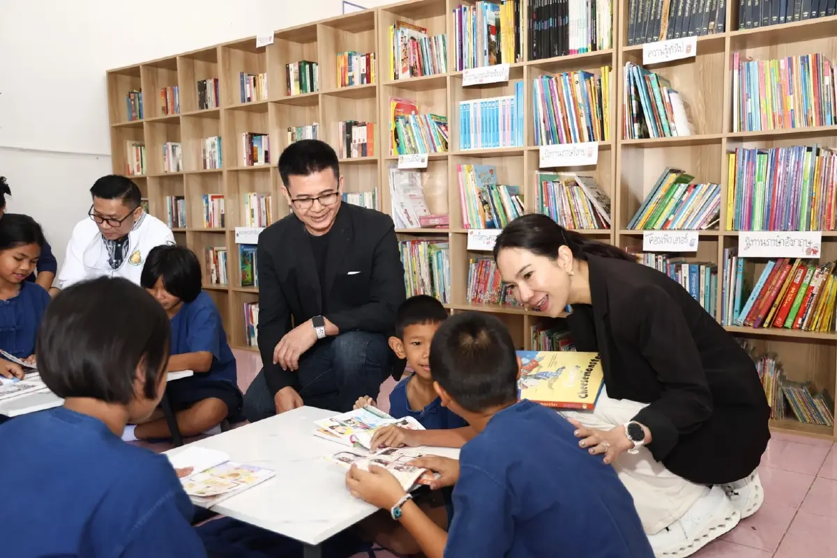 NITMX ยกระดับการศึกษาไทย มอบคอมฯและห้องสมุดให้น้องนครปฐม