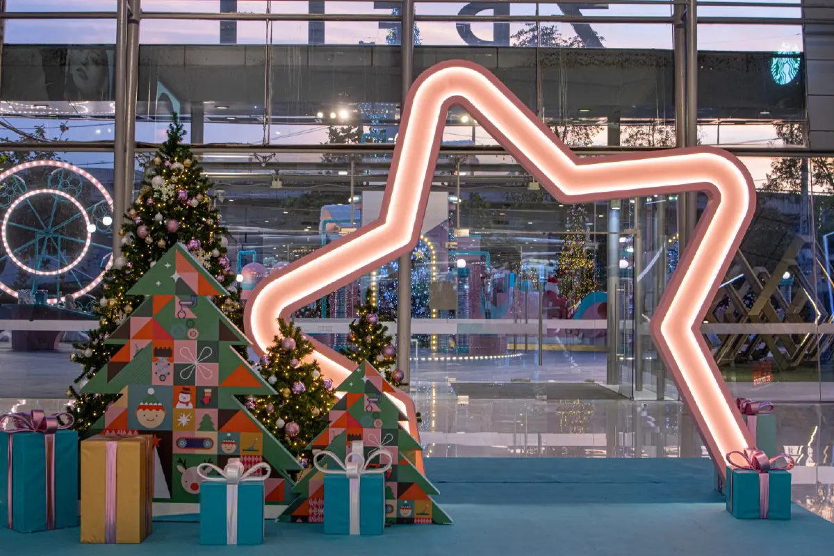 ฟิวเจอร์พาร์ค-สเปลล์ จัด “FACTORY OF HAPPINESS” เนรมิตบรรยากาศฉลองเทศกาลส่งท้ายปี 2026