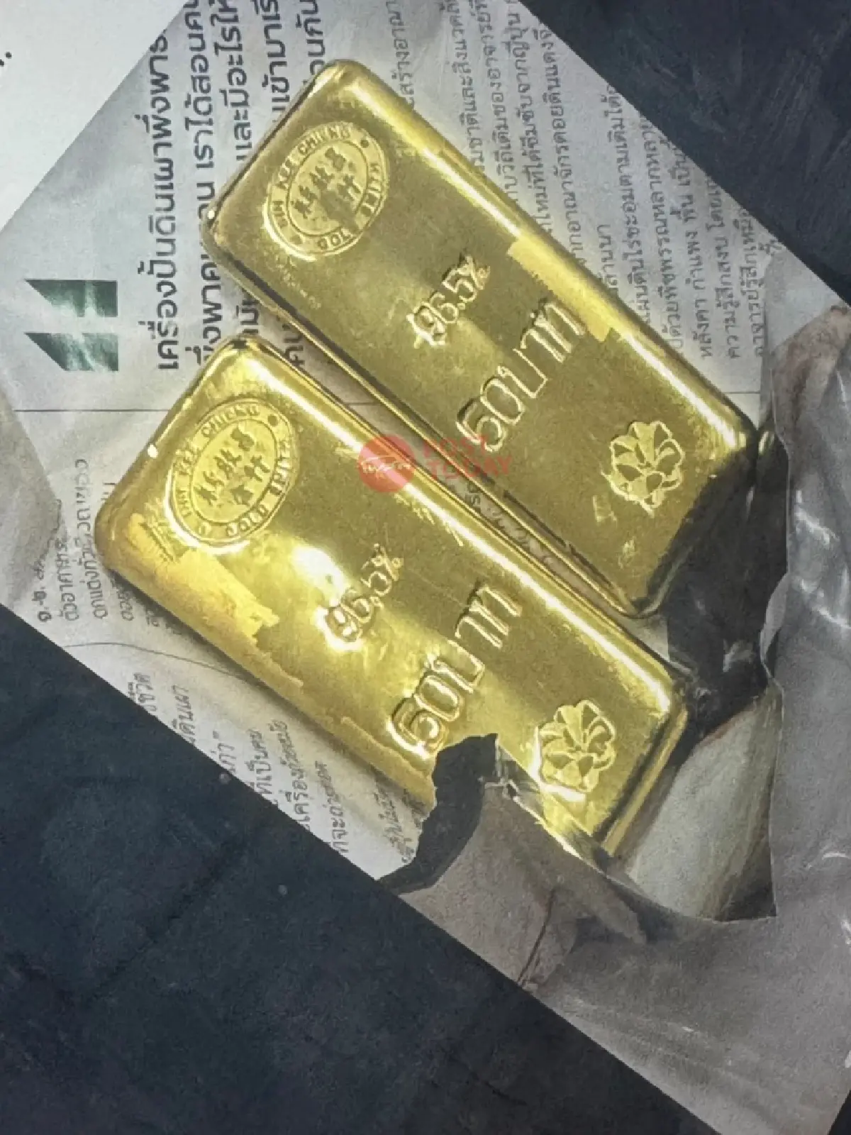 ปปป. ขนตำรวจ 100 นาย บุกค้น 8 จุด โยงคดี "อดีตบิ๊กตำรวจ" ติดสินบนป.ป.ช.