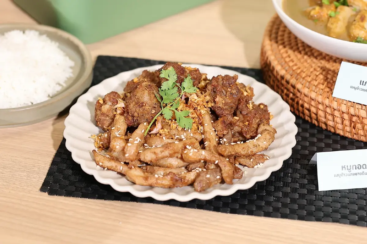 “คนละครึ่งพลัส” อัดฉีดร้านเล็กโต เมืองรองยอดขายพุ่ง สวนทางกทม.