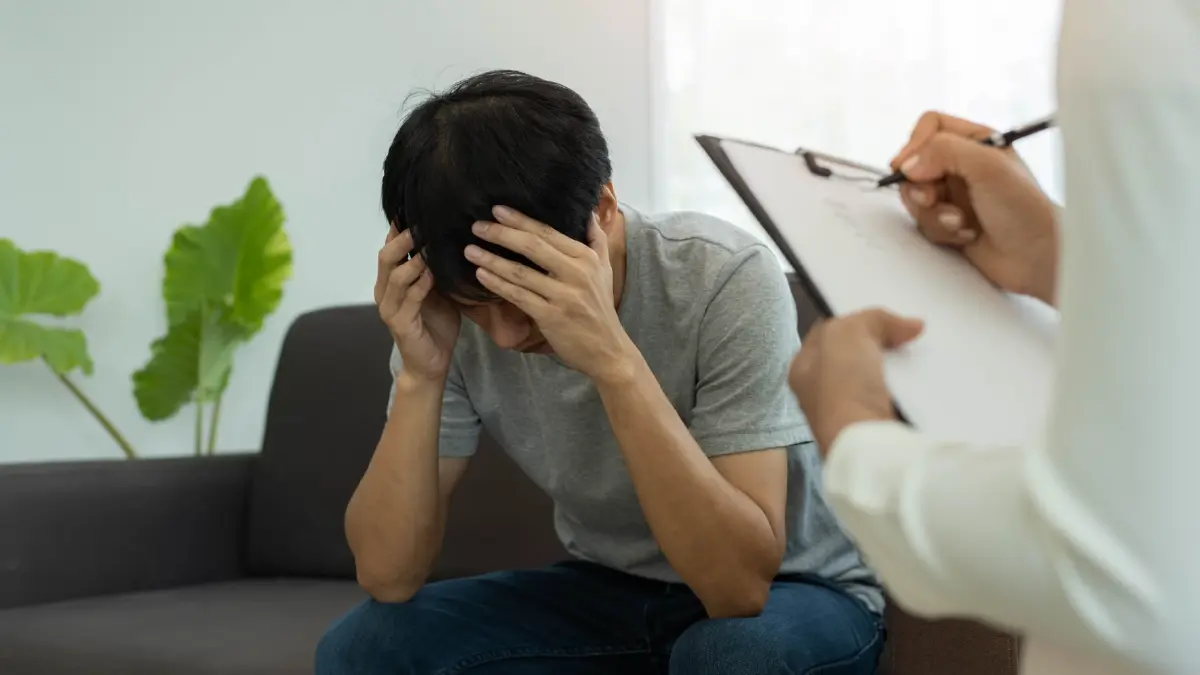 ‘ซึมเศร้า’ ภัยเงียบของ ‘ผู้ชาย’ ที่ถูก ‘วัฒนธรรมความเป็นชาย’ ทำร้าย!