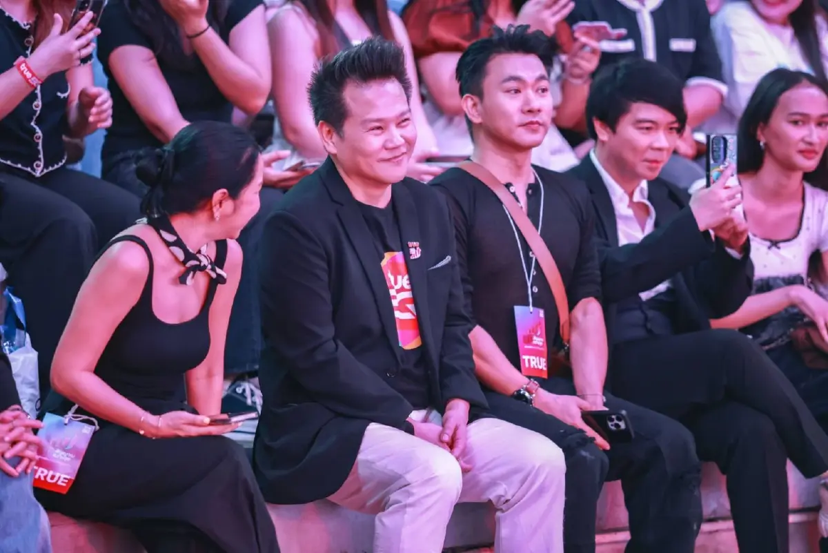 ทรูอัพสัญญาณ-อัพความสุข! เปิดตัว "เก่ง-น้ำปิง" สู่ครอบครัวทรู สู่มาตรฐานใหม่