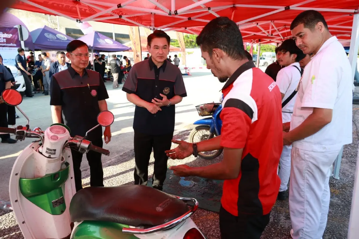 เช็ค 20 ค่ายรถ จับมือกรมการขนส่งทางบก ฟื้นฟู รถยนต์-จักรยานยนต์ น้ำท่วมใต้