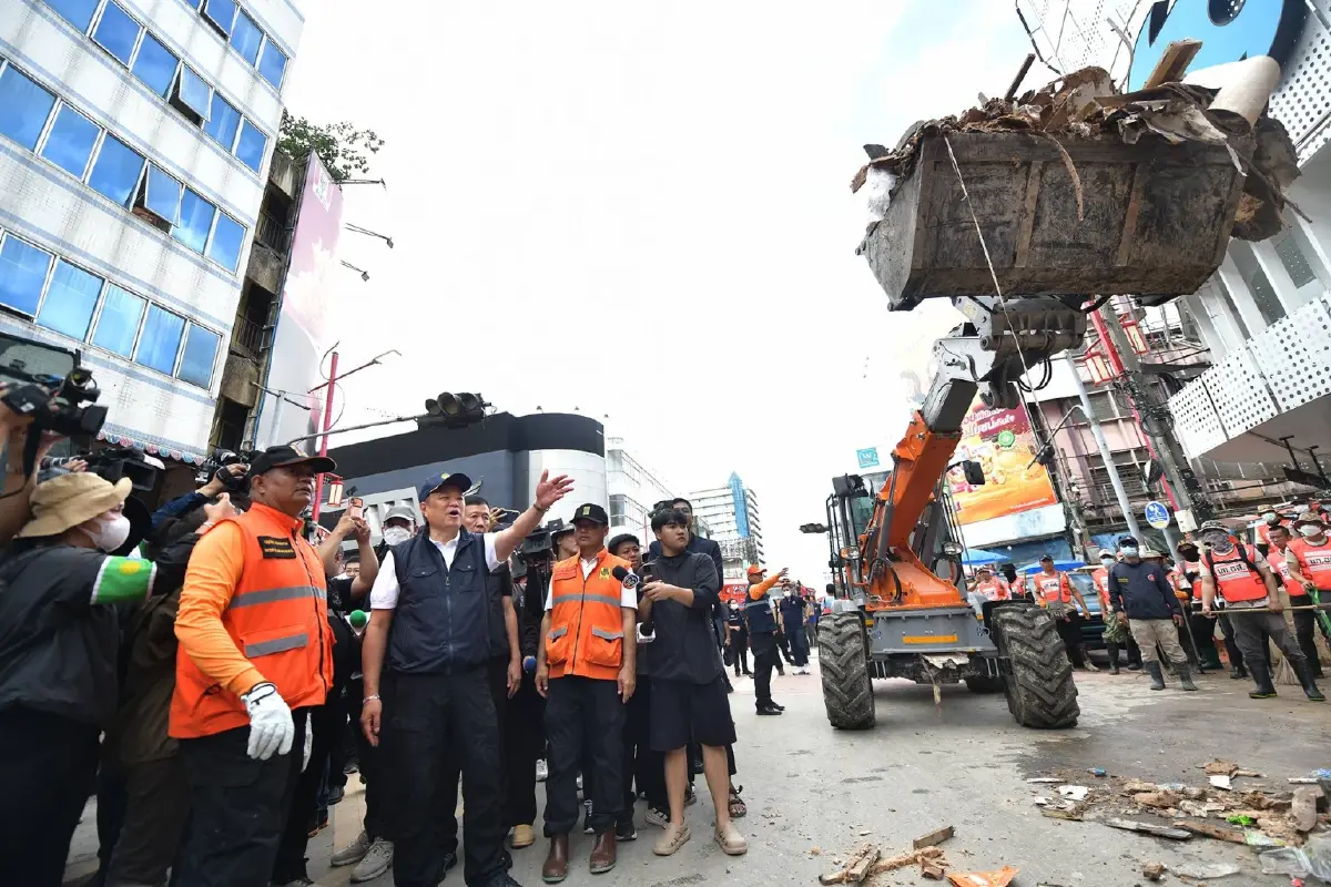 นายกฯอนุทินเตรียมนำเสนอ ครม. ขอเพิ่มงบเยียวยาผู้ตกสำรวจน้ำท่วม