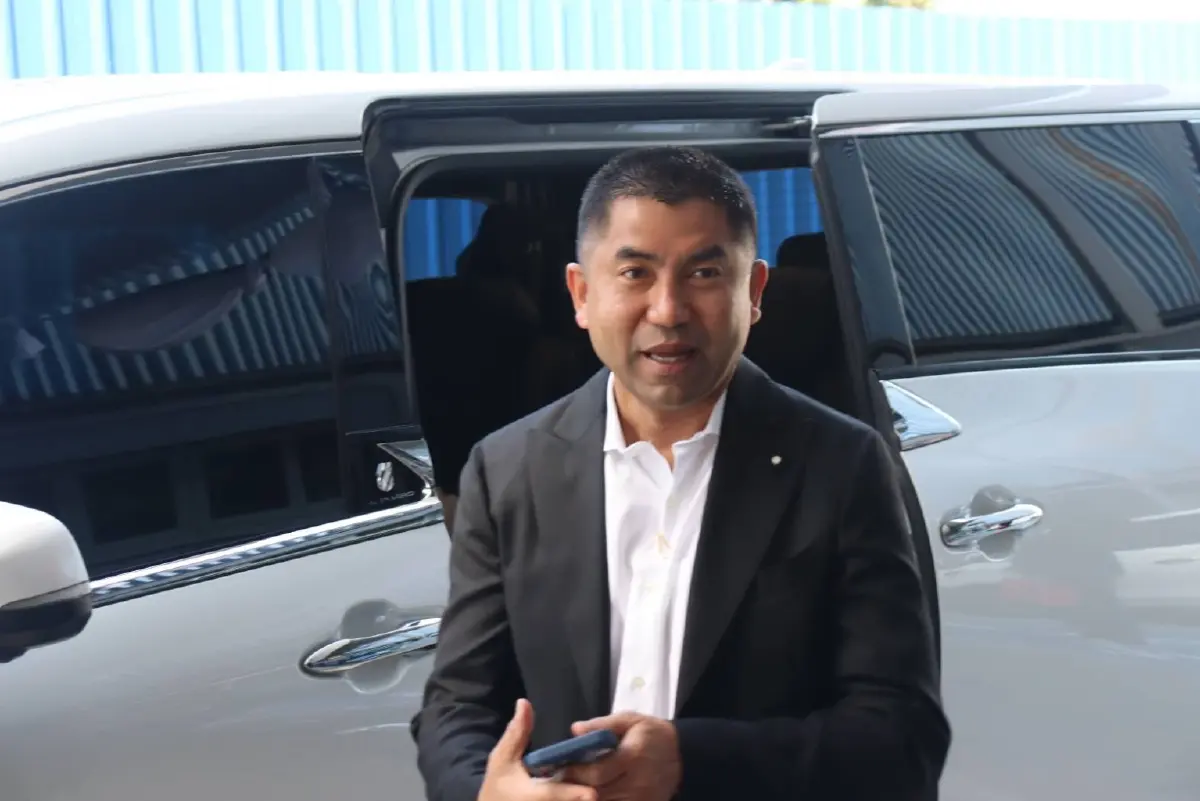 “บิ๊กโจ๊ก” โผล่กองปราบ ยัน “ไม่หนี” พร้อมสู้ทุกคดี 