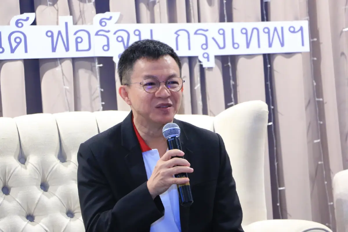 นายเอกพจน์ ยอดพินิจ นายกสมาคมกุ้งไทย