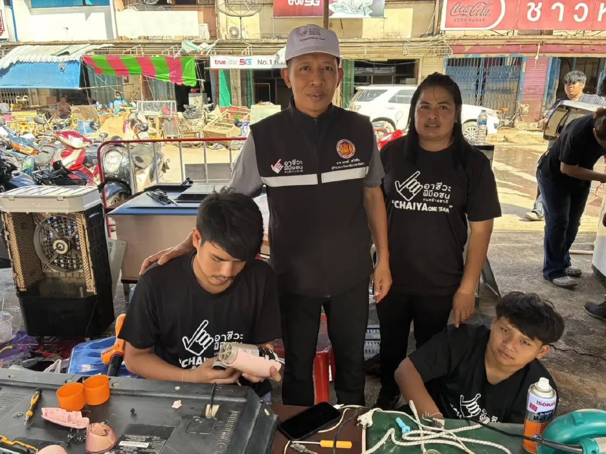 ศูนย์อาชีวะอาสาลงพื้นที่หาดใหญ่ หนุนศูนย์ช่วยเหลือผู้ประสบอุทกภัย