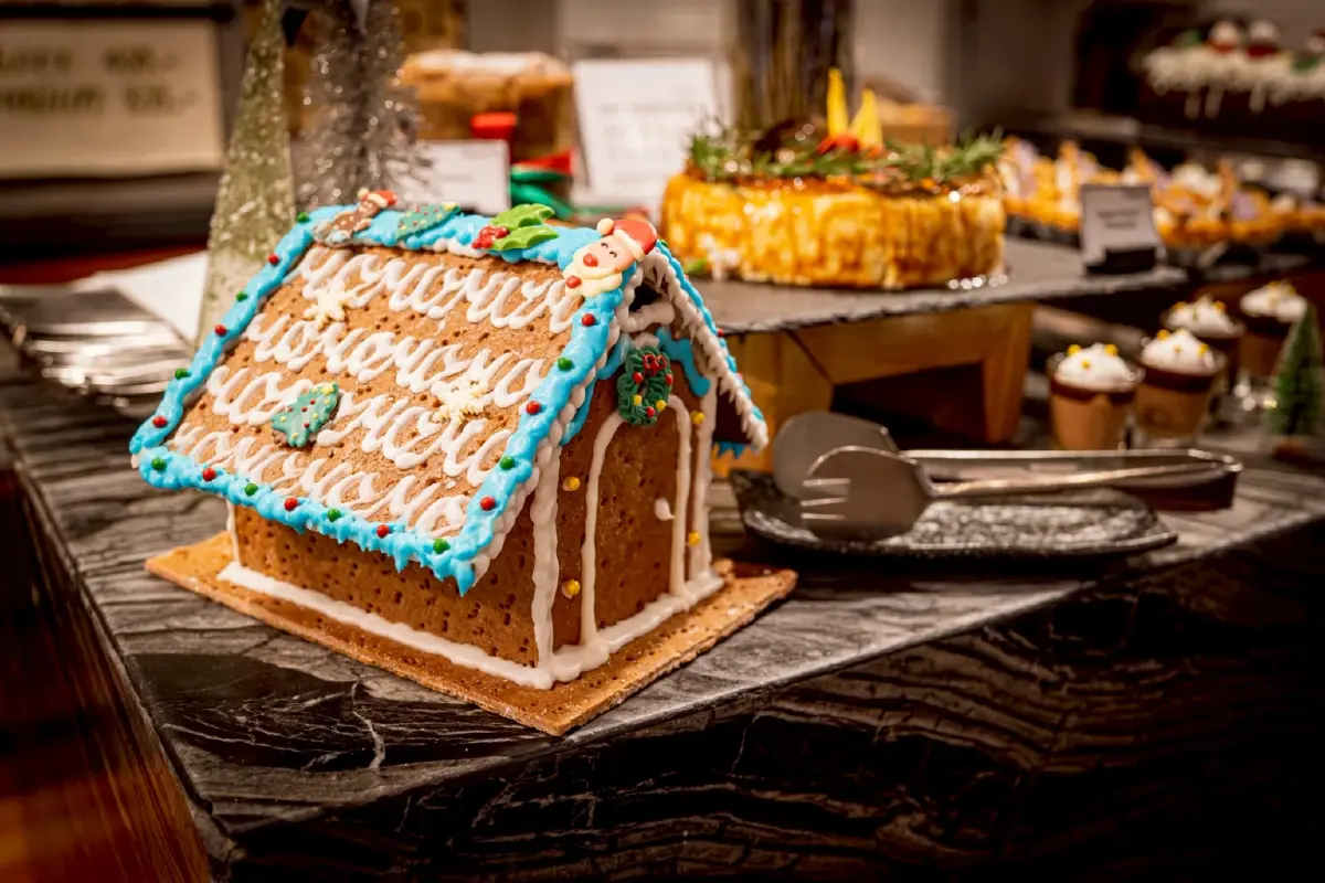 เช็กอินความสุข ฉลองคริสต์มาส-ปีใหม่ ที่เรเนซองส์ ราชประสงค์