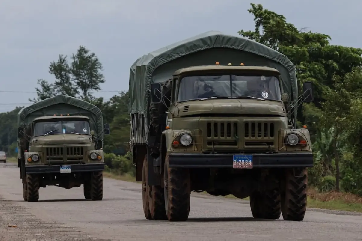 กองทัพภาคที่ 2 เผยกัมพูชาพร้อมรบ ระดมอาวุธหนักประชิดชายแดน