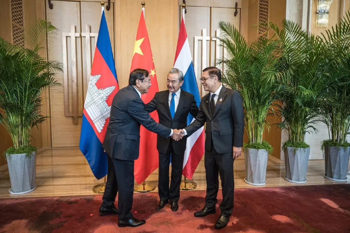 เปิดผลการประชุมไตรภาคี ระหว่างจีน ไทยและกัมพูชา หลังการหยุดยิง