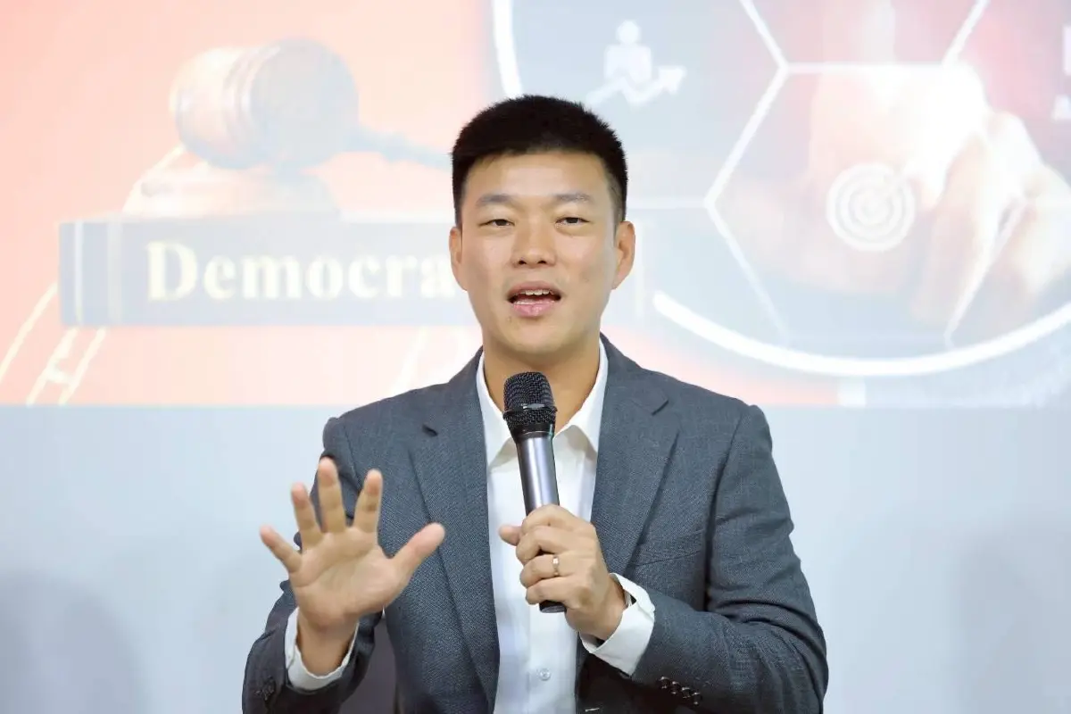 ‘ณัฐพงษ์’ ชี้ เลือกตั้ง 69 ประชาชนต้องเลือก อยู่แบบเดิม หรือ พลิกโฉมประเทศ