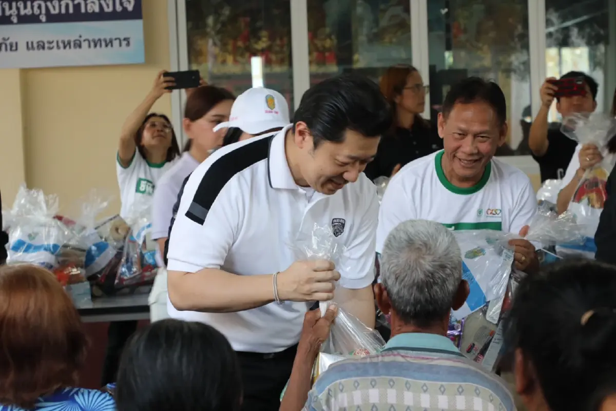 “ศุภชัย” นำทีม วปอ.65 ลงพื้นที่อุบลฯ ส่งใจช่วยกำลังพลและประชาชนชายแดน