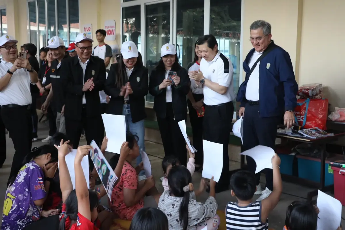 “ศุภชัย” นำทีม วปอ.65 ลงพื้นที่อุบลฯ ส่งใจช่วยกำลังพลและประชาชนชายแดน