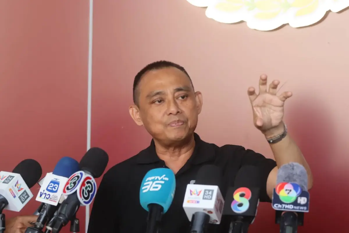 พล.ต.ต.จรูญเกียรติ ปานแก้ว