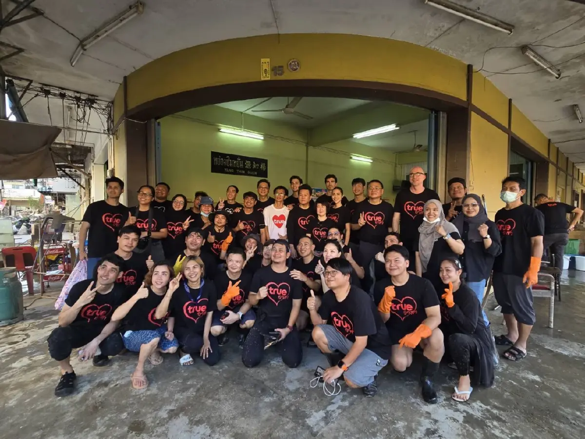 ทีมผู้บริหารทรูลงหาดใหญ่! เร่งช่วยผู้ประสบภัย พร้อมเติมพลังใจฮีโร่ชุดขาว