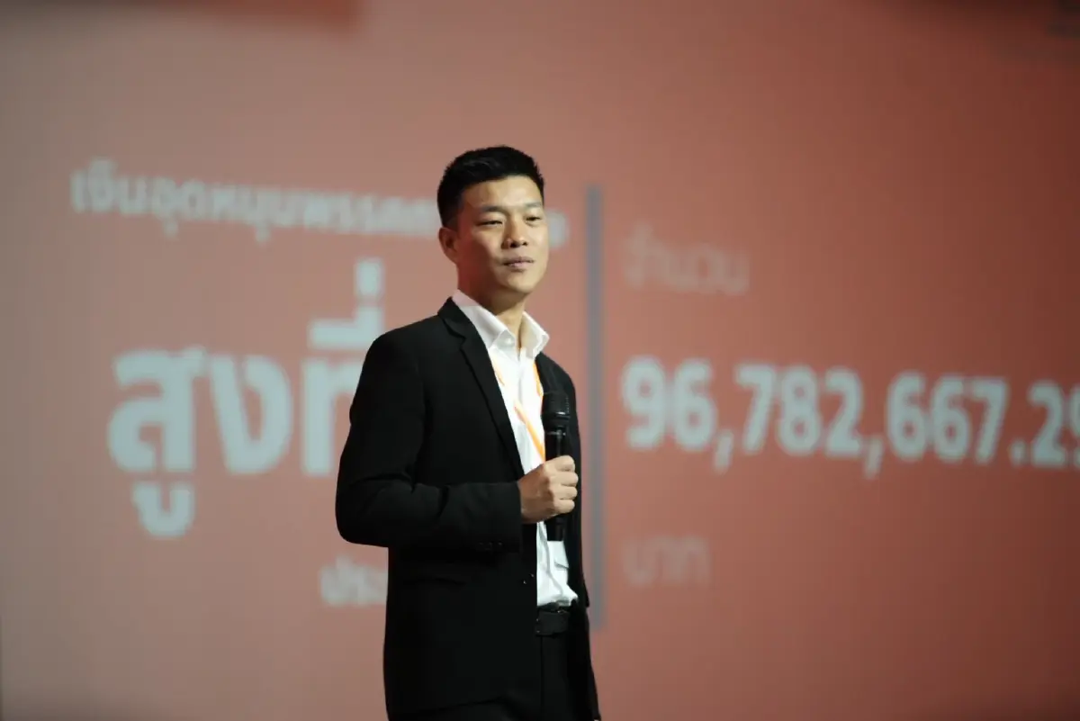 "เท้ง ณัฐพงษ์" ลั่น! เลือก“รัฐบาลประชาชน” พาประเทศพ้นเทา-ทุจริต