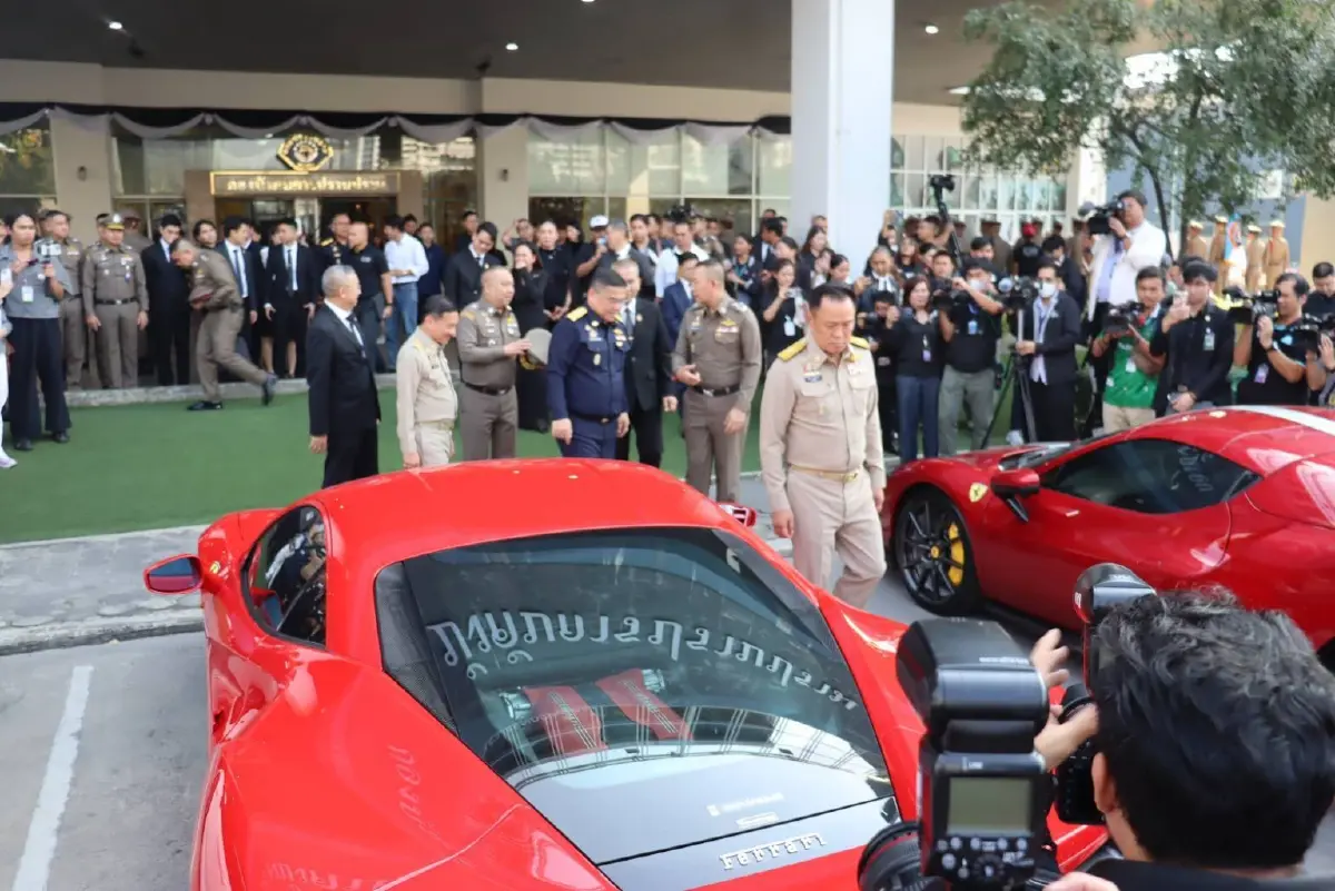 นายกฯ นำแถลง ยึดทรัพย์ &quot;เฉิน จื้อ - ก๊ก อาน -  เครือข่าย เบน สมิธ&quot; รวม 10,165 ล้าน